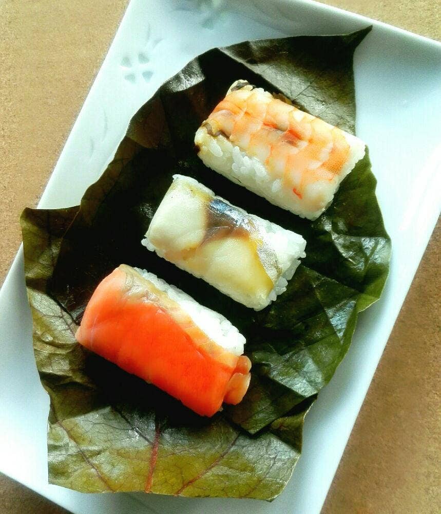 江戸屋敷 柿の葉寿し本舗