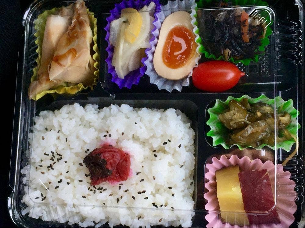 野菜農家のおかず屋さん