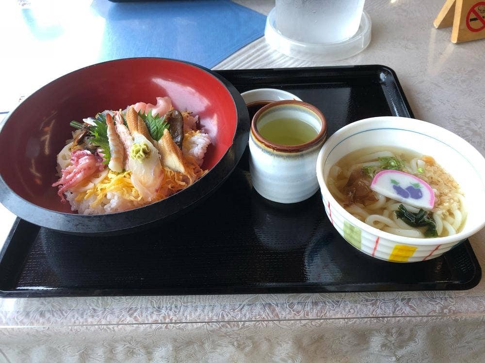 西の屋 湯郷店