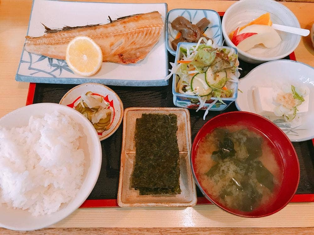 小料理 東