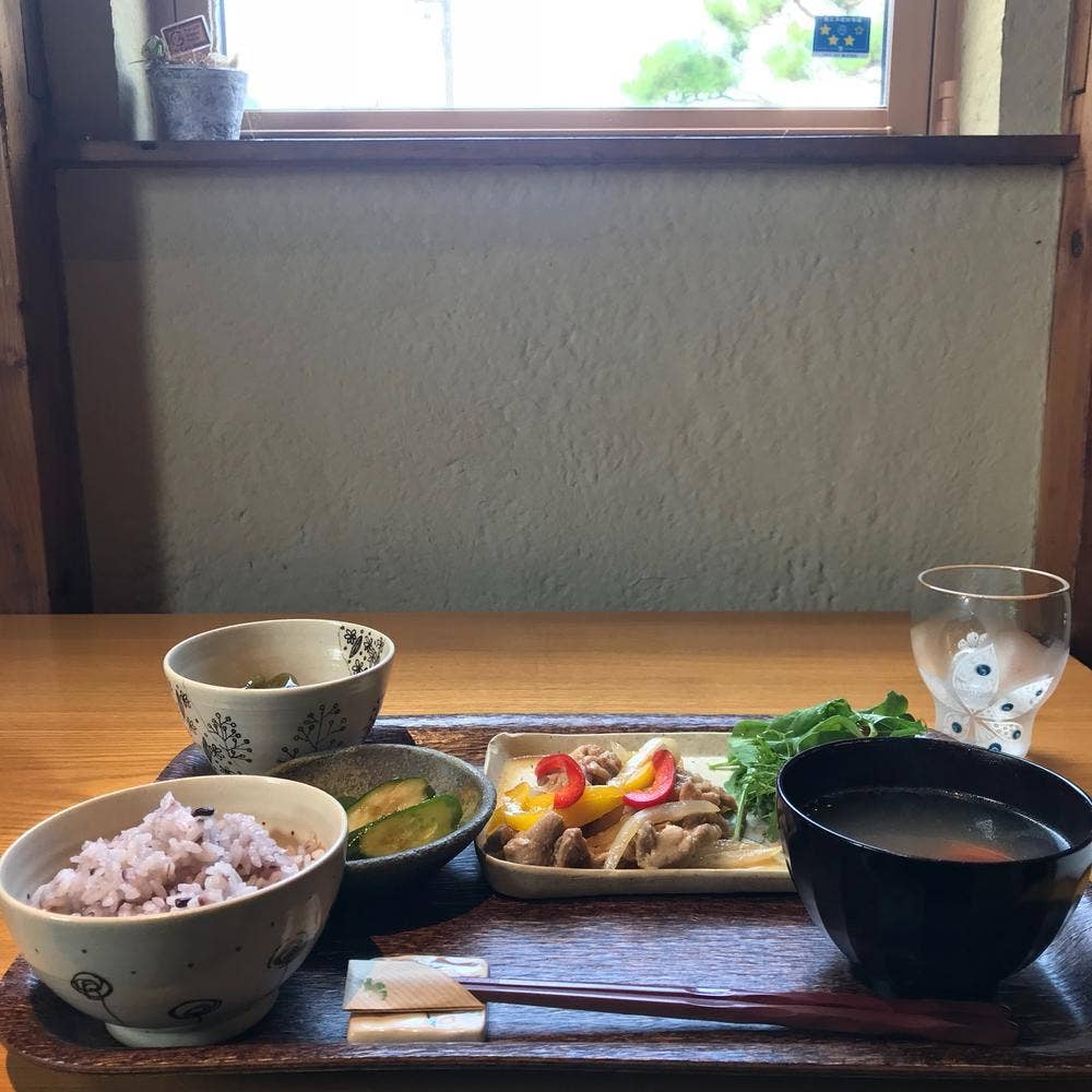 CAFE +GALLERY うるかふぇ。