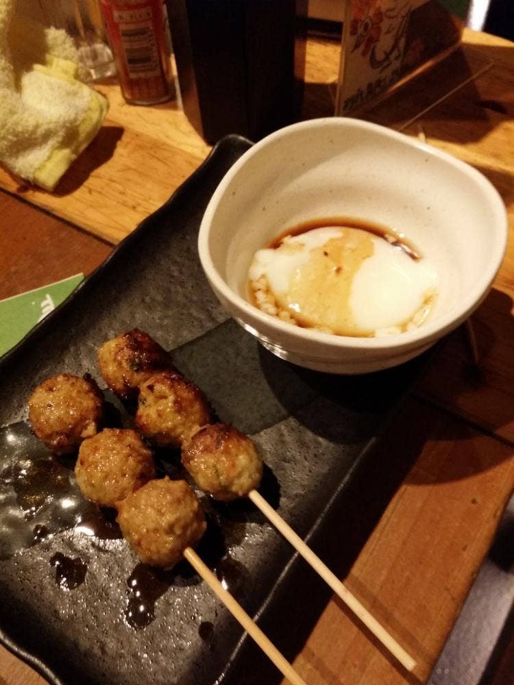 炭火焼鳥 とりこ