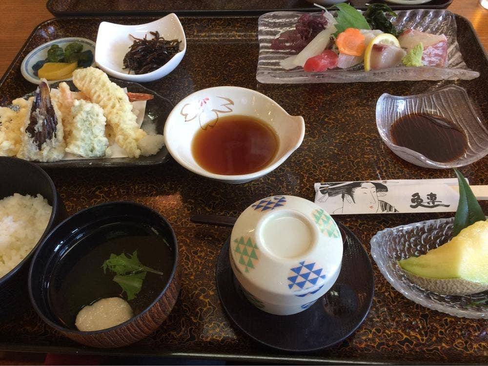 活魚料理 魚専