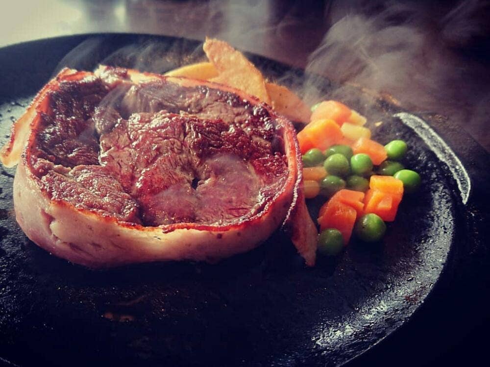 ステーキかとう