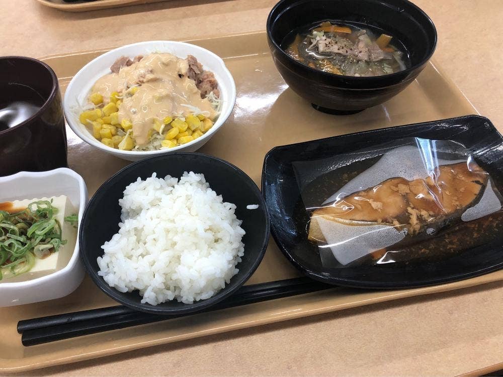 豊中キャンパス 学生交流棟 カフェテリアかさね