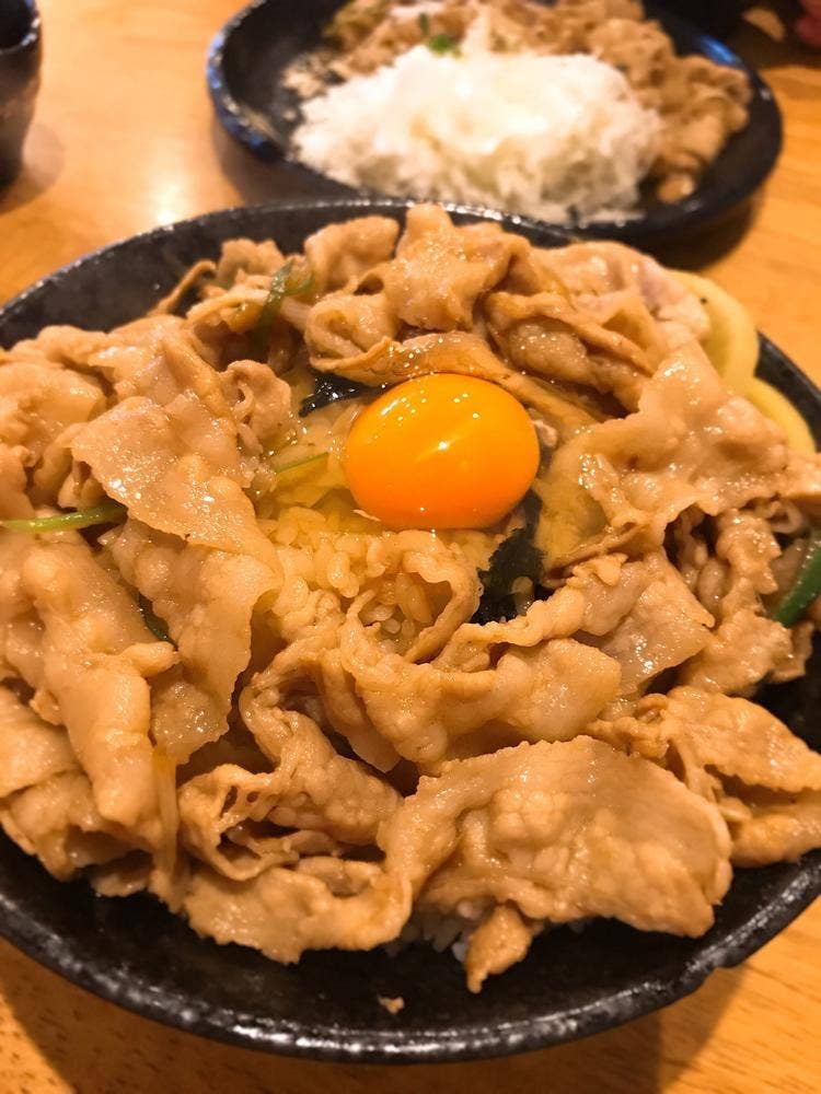 伝説のすた丼屋 八王子東浅川店