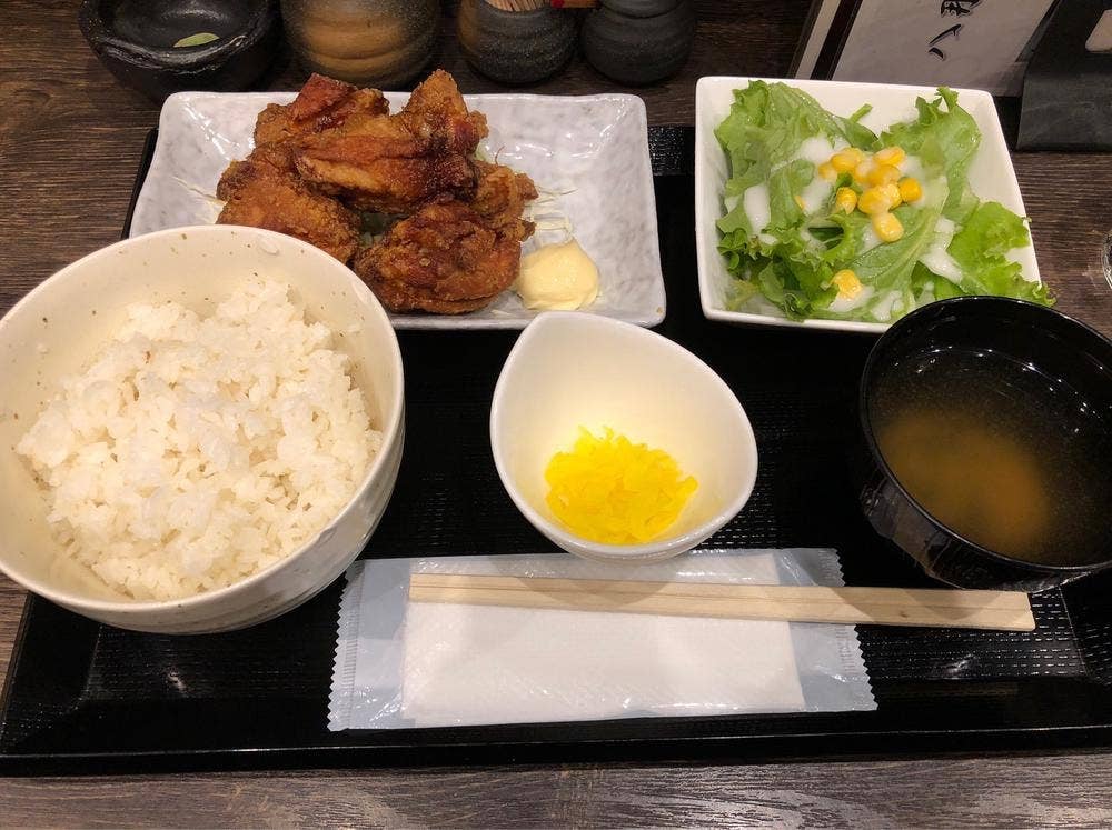 創作和食 八那里 青物横丁店