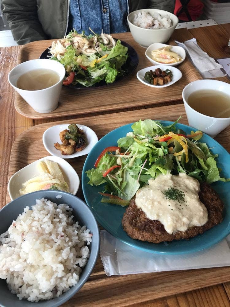稲穂食堂