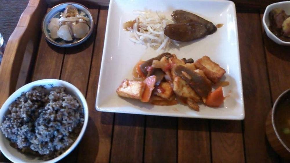 野山の食堂