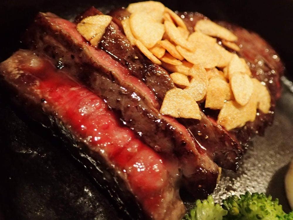 鉄板焼専門ついてる