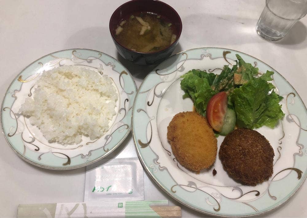 トロイカ&リビエラ