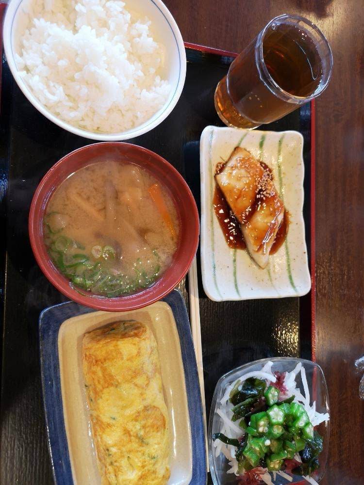 めしや食堂西宮北店