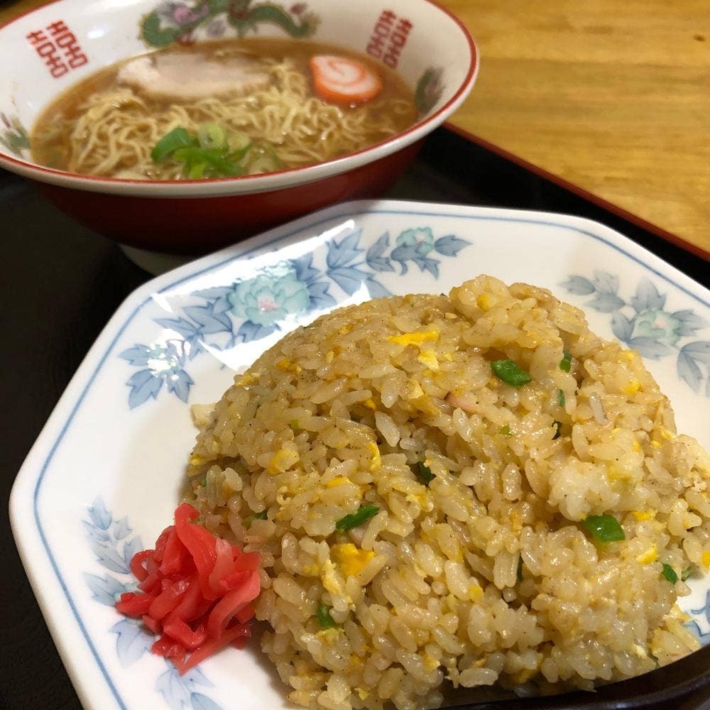 つるや食堂