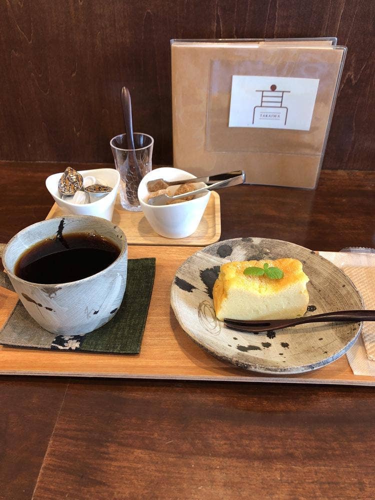 地酒屋&カフェ TAKAIWA