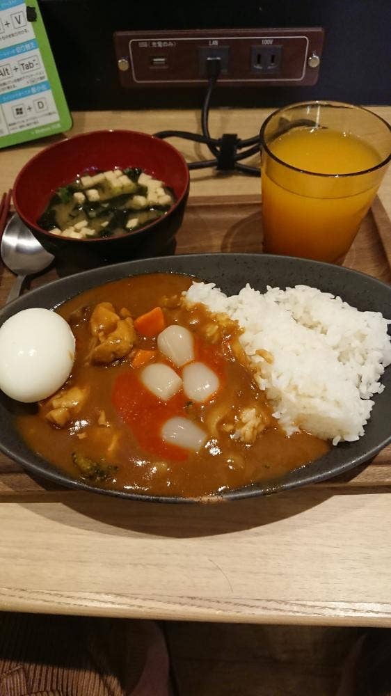 タイムチャージカフェ ウブド 安心お宿プレミア 京都四条烏丸店