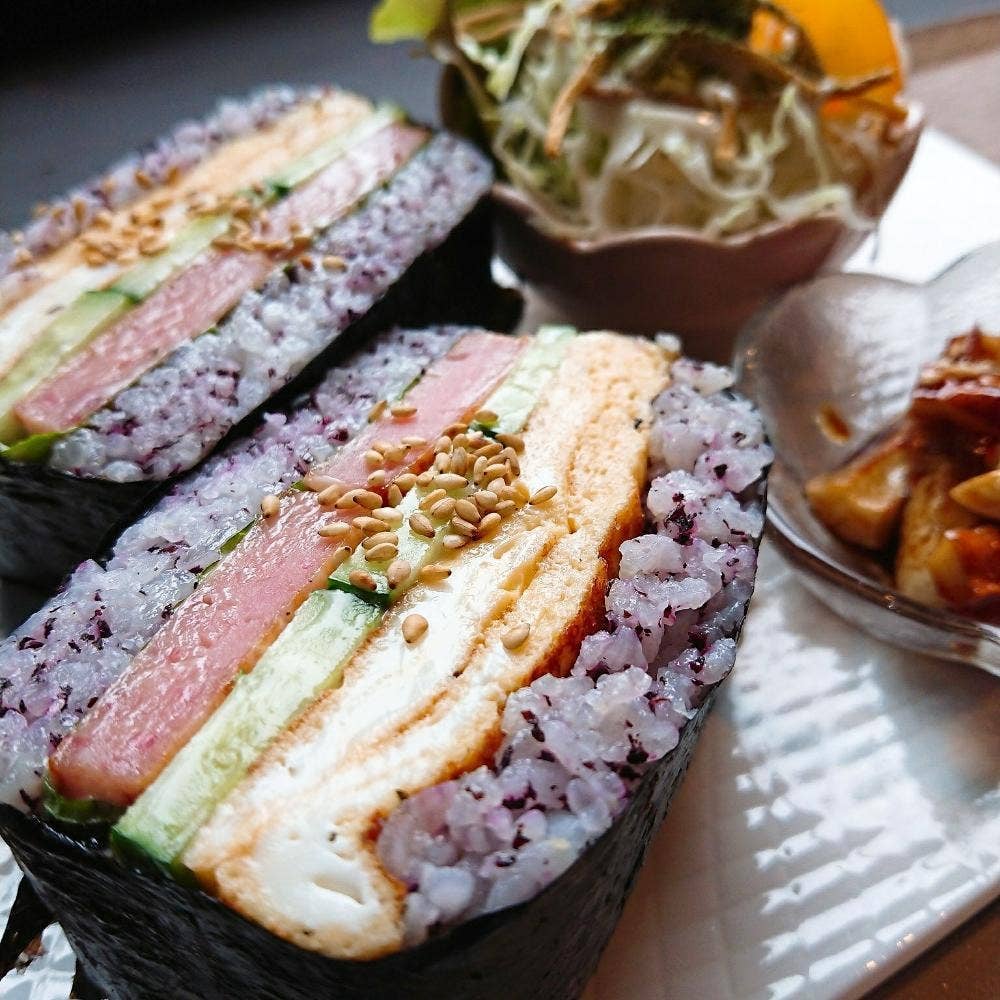 珈琲茶館 うたたねこ