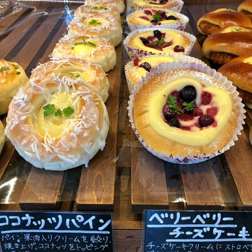 とみ～のぱんやさん