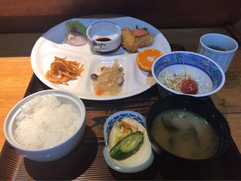 寿司・割烹 八久茂