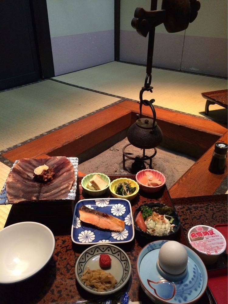 飛騨ともえホテル
