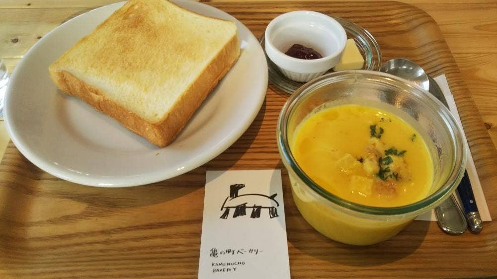 亀の町ベーカリー