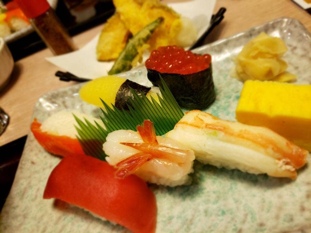 とんでん 篠路店