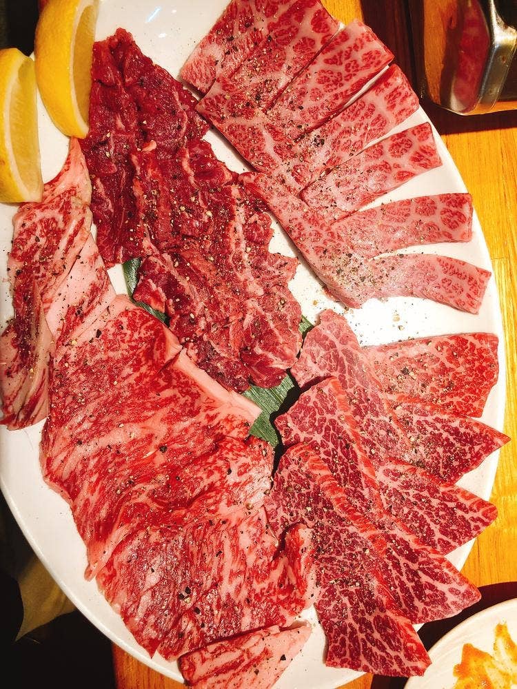 黒毛和牛専門 焼肉 『仁』