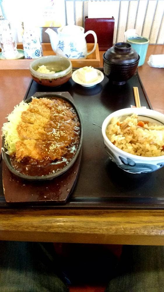 とんかつかつ饗