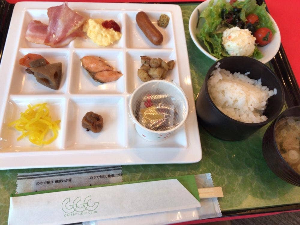 ギャツビイゴルフクラブ レストラン