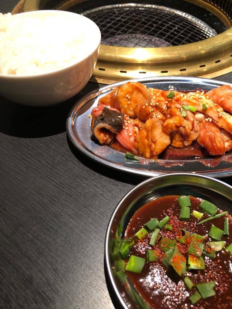 焼肉 紋次郎