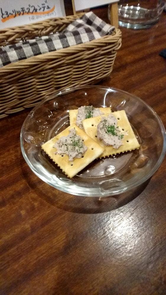 EGG&CHEESE CAFE SYNC