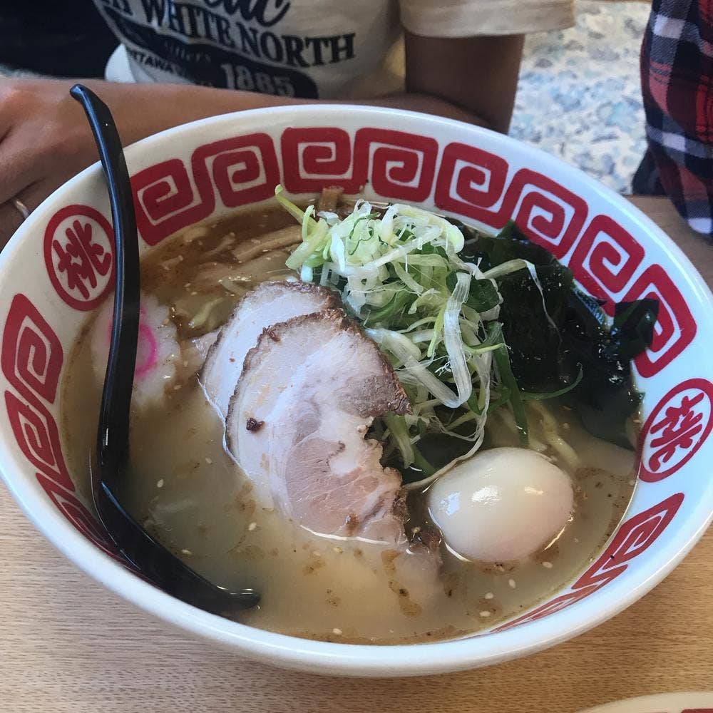 神川塩らーめん 桃太郎