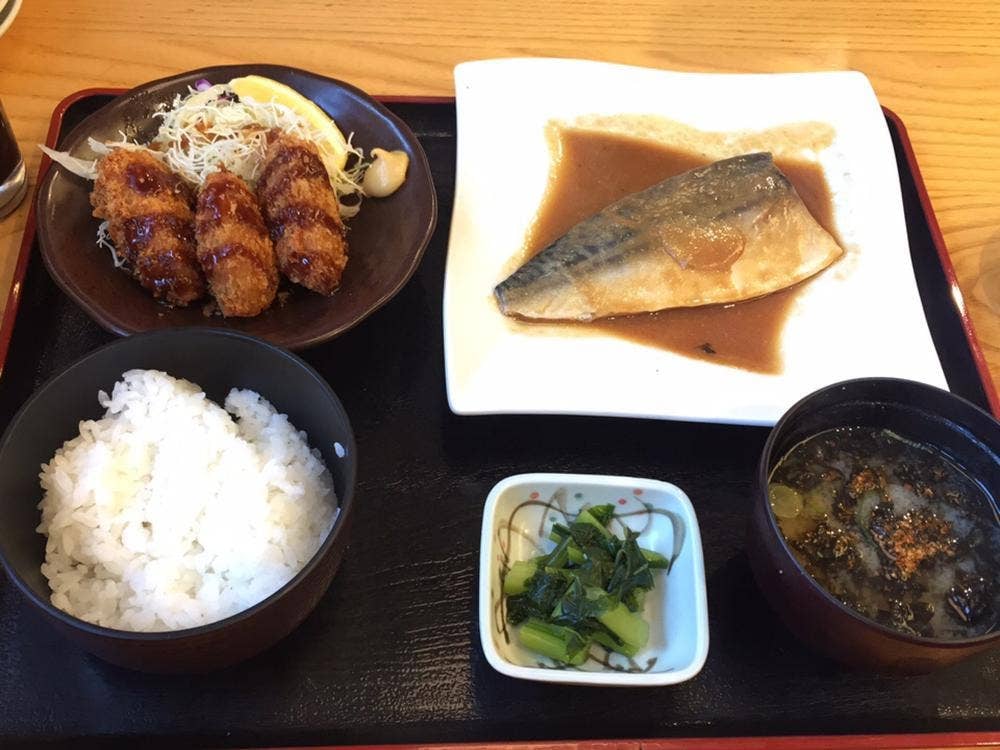 和食れすとらん 天狗 吉川店