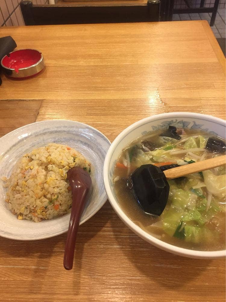 ひろや