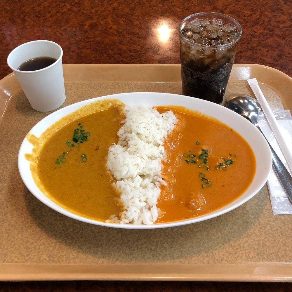 ロイヤルカリー&カフェ スーパービバホーム三郷店