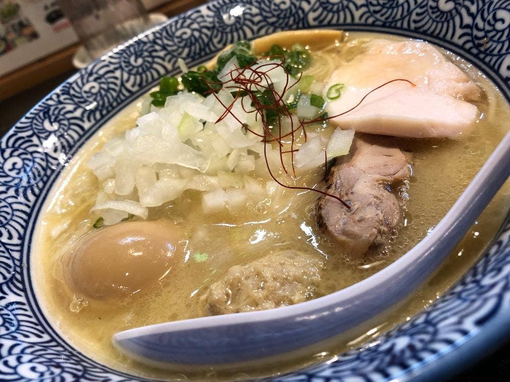 濃厚鶏白湯ラーメン 一彩