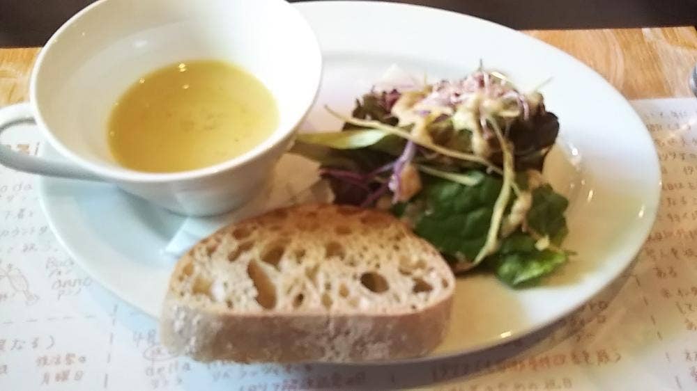 イタリア料理店オステリアウーヴァ