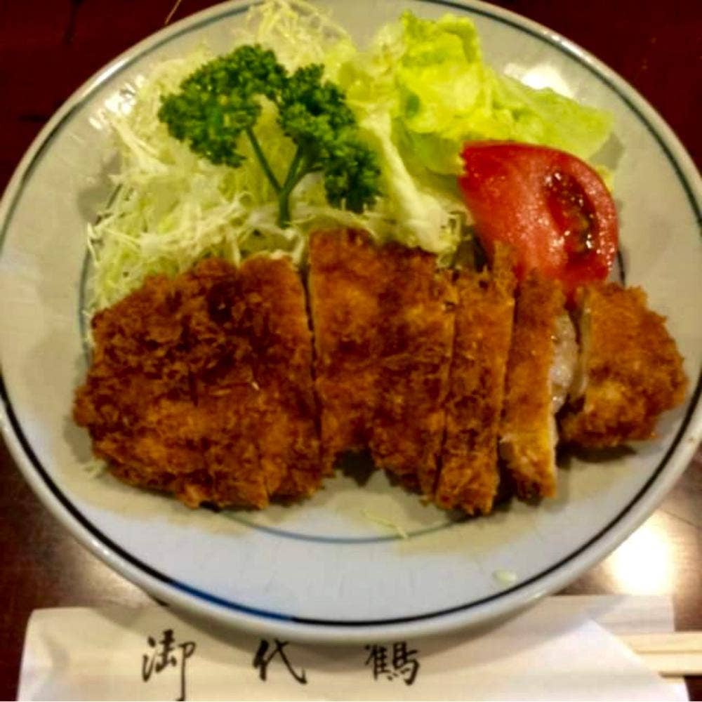 御代鶴