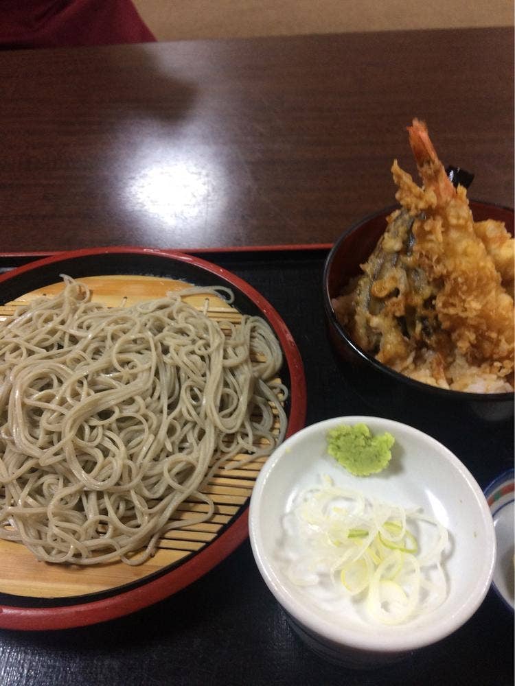 須坂屋蕎麦 越佐庵 日本橋店