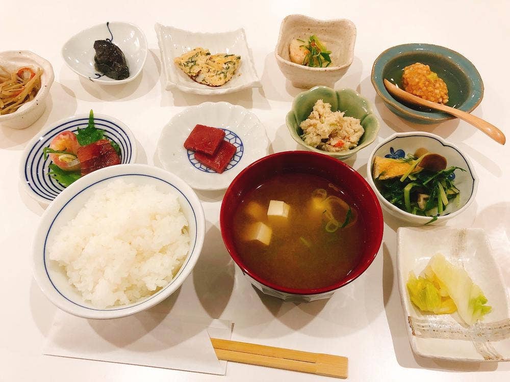 食堂・弁当・酒 エソラ