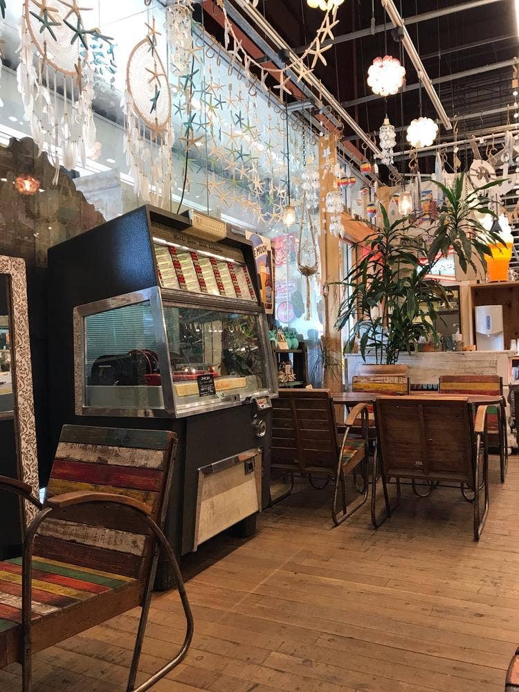 レインボーカフェ マライカバザール入間店