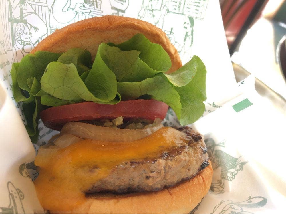 フレッシュネスバーガー 矢場町店