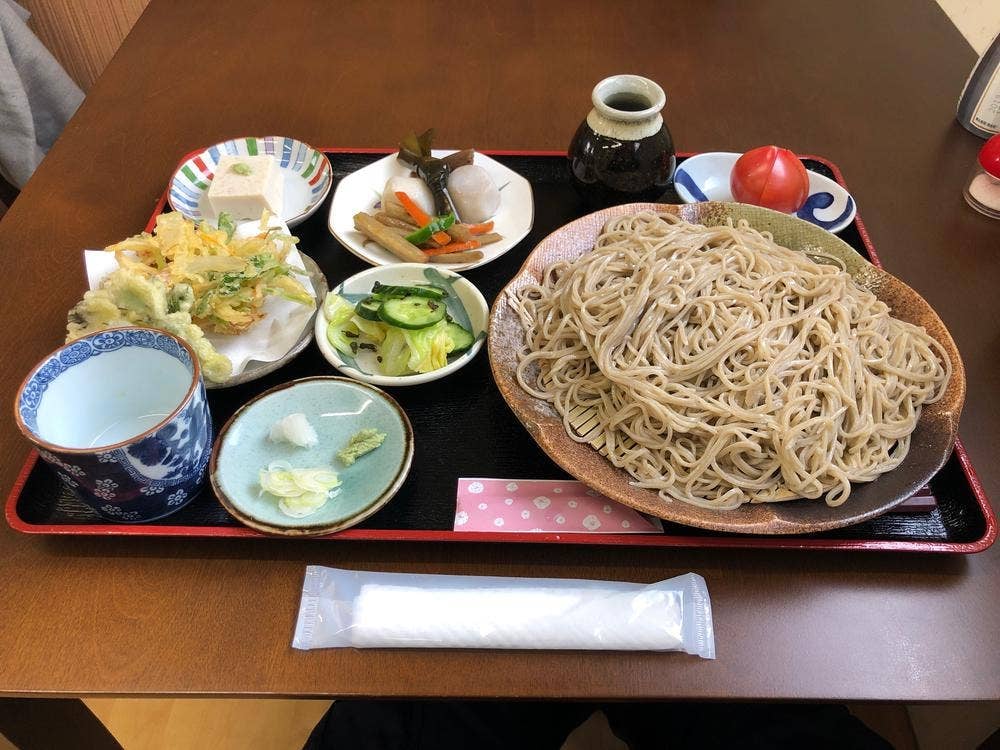そばの店 かりの