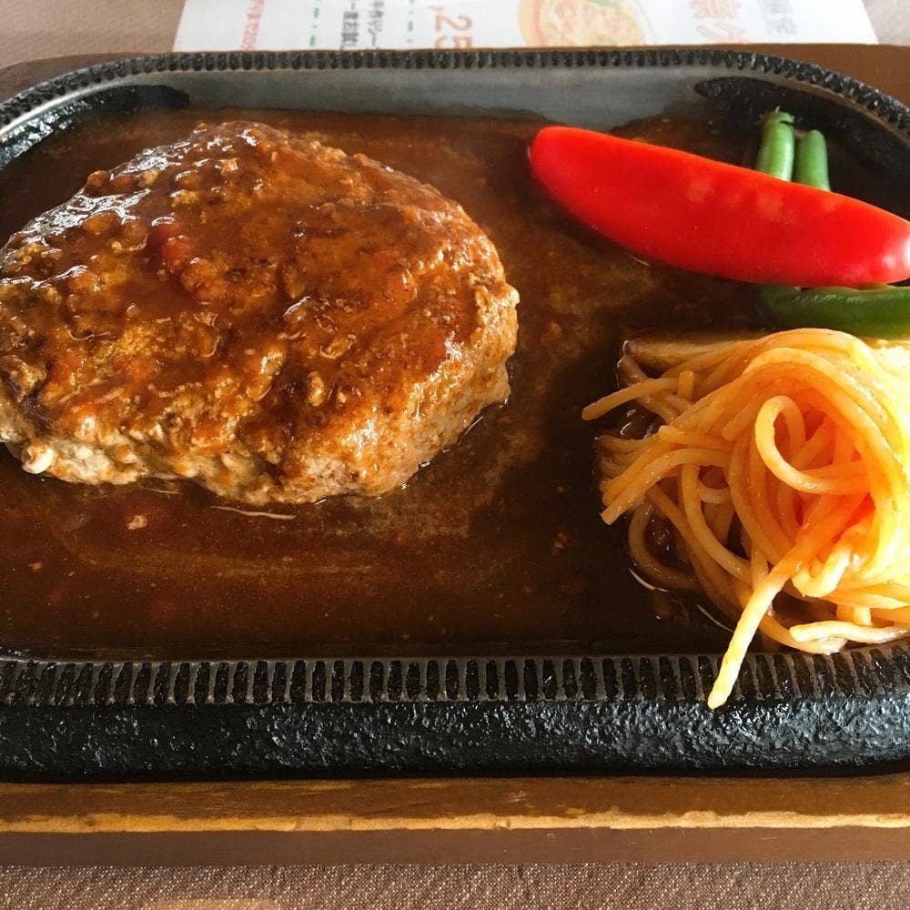 カフェレストラン瑠奈