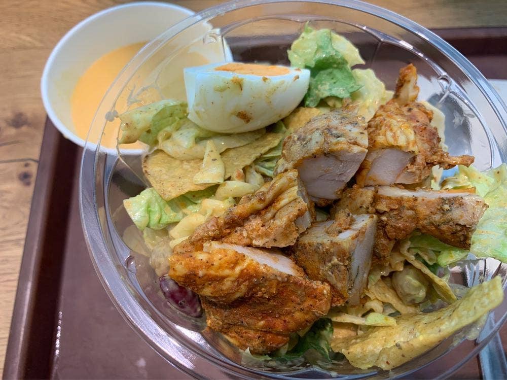 custom salad Veggie