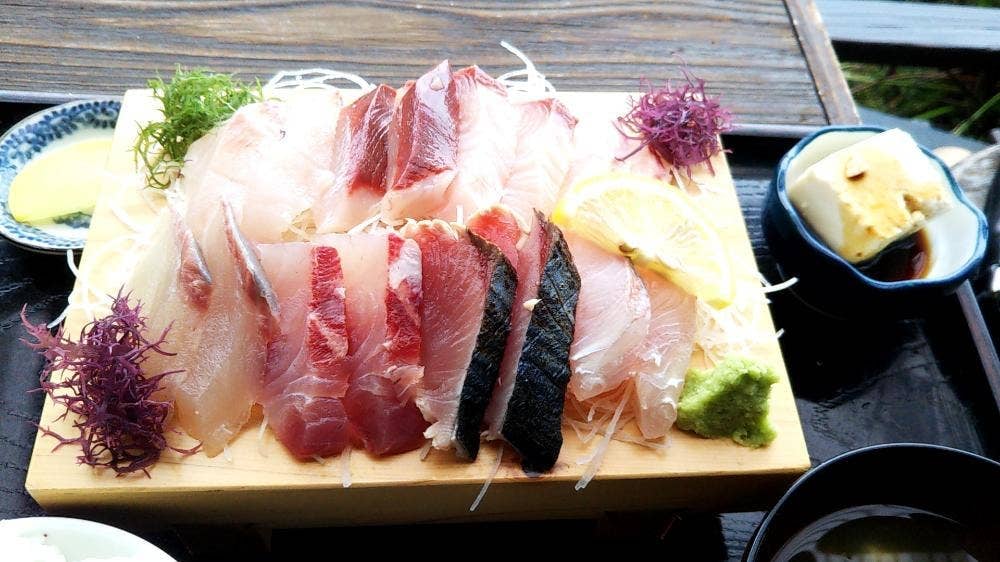 地魚料理 さんぺい