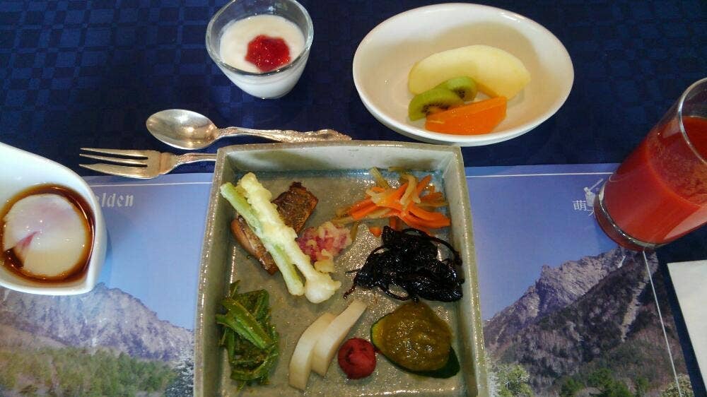 レストラン ネスト