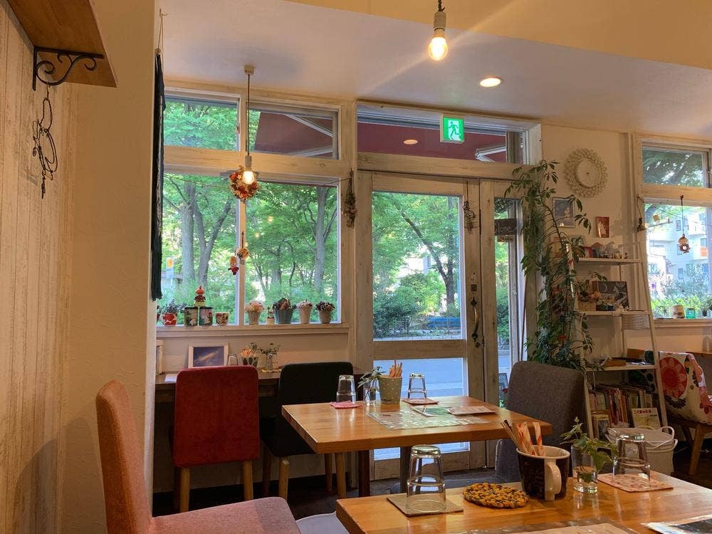 Cafe hanahana