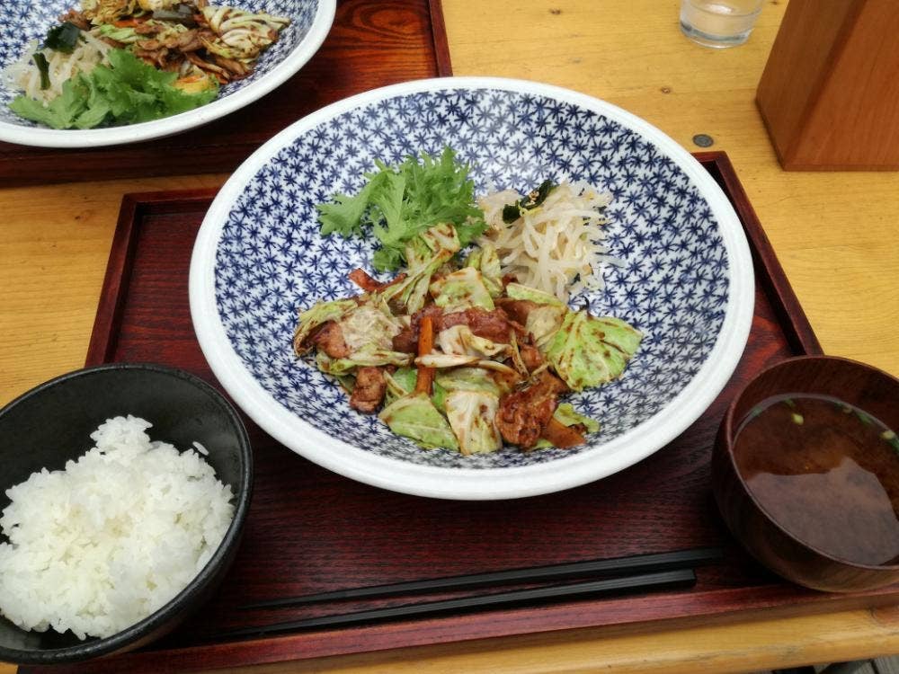 TREX TORANOMON CAFE