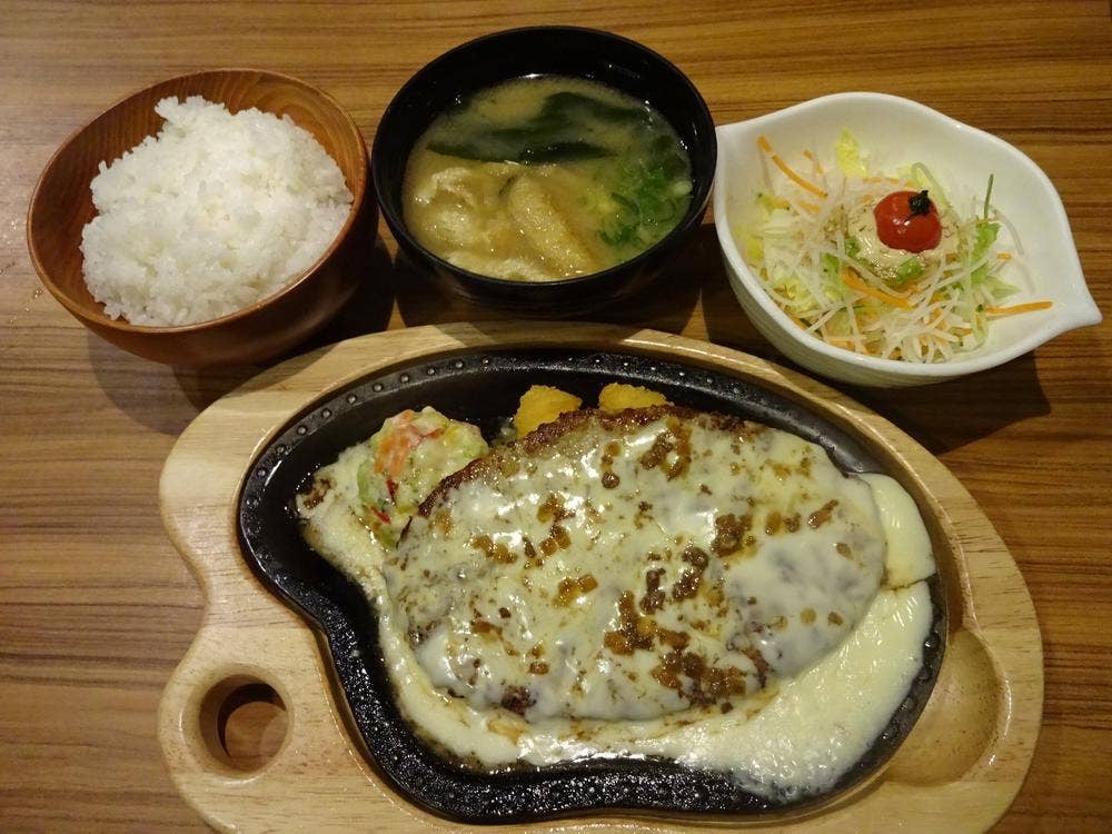 びっくりドンキー 箱崎九大前店