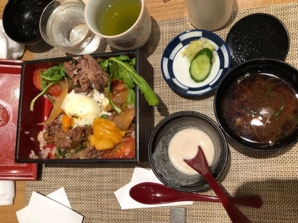 HAL YAMASHITA 大阪梅田店
